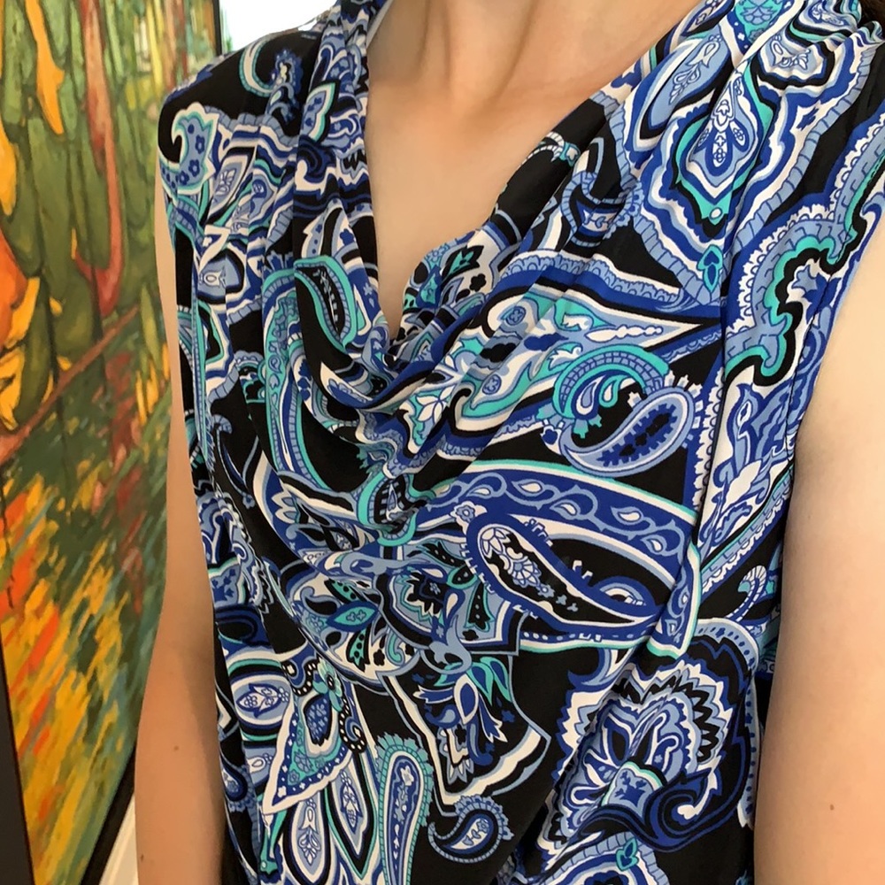 Cute Summer Dress Drapes really nicely on body - Picture 5 of 6